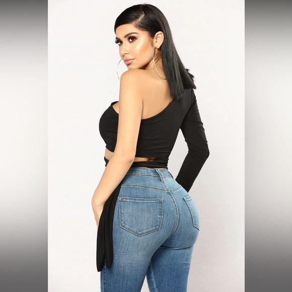 Fashion Nova - Heart Holder One Shoulder Top - Black - Picture 3 of 4